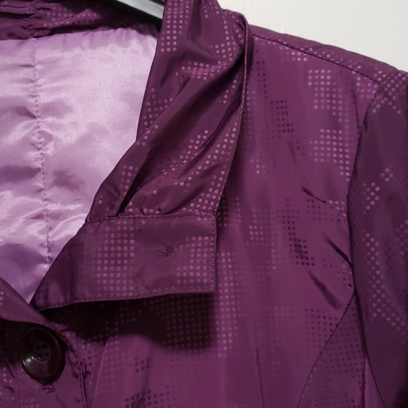 Windy coat - Picture 2 of 4